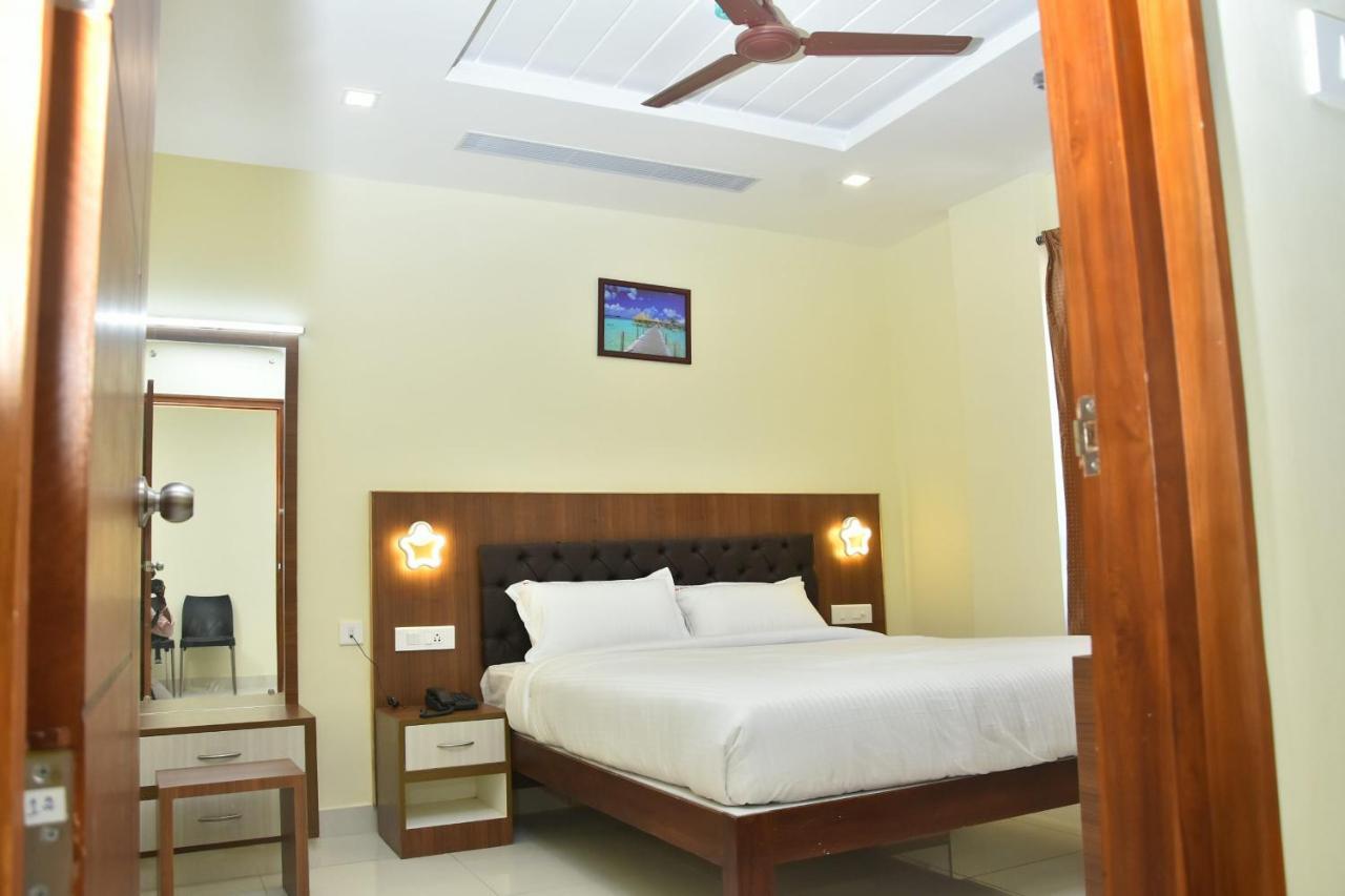 Le Arul Park Karaikal Exterior foto