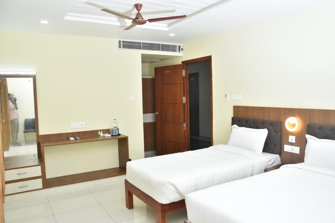 Le Arul Park Karaikal Exterior foto